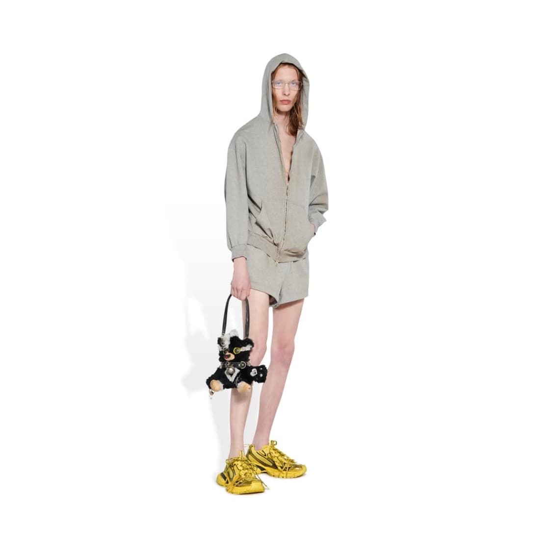 발렌시아가 머드쇼 런웨이 후드집업 상품이미지1