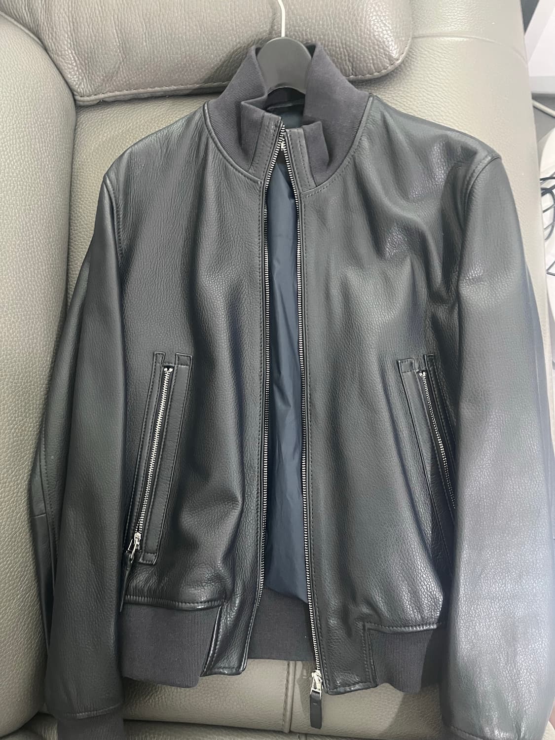 휴고 보스 자켓 팝니다 상품이미지1