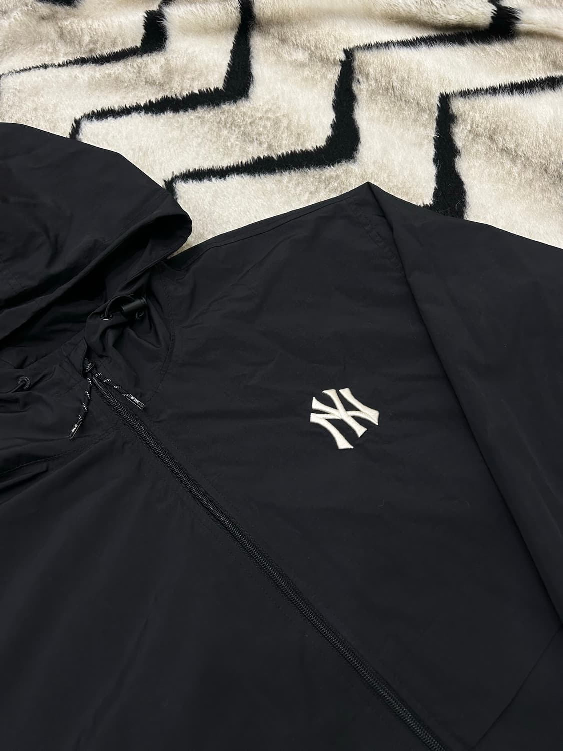 [L]MLB 뉴욕양키스 후드 바람막이/블랙 상품이미지1