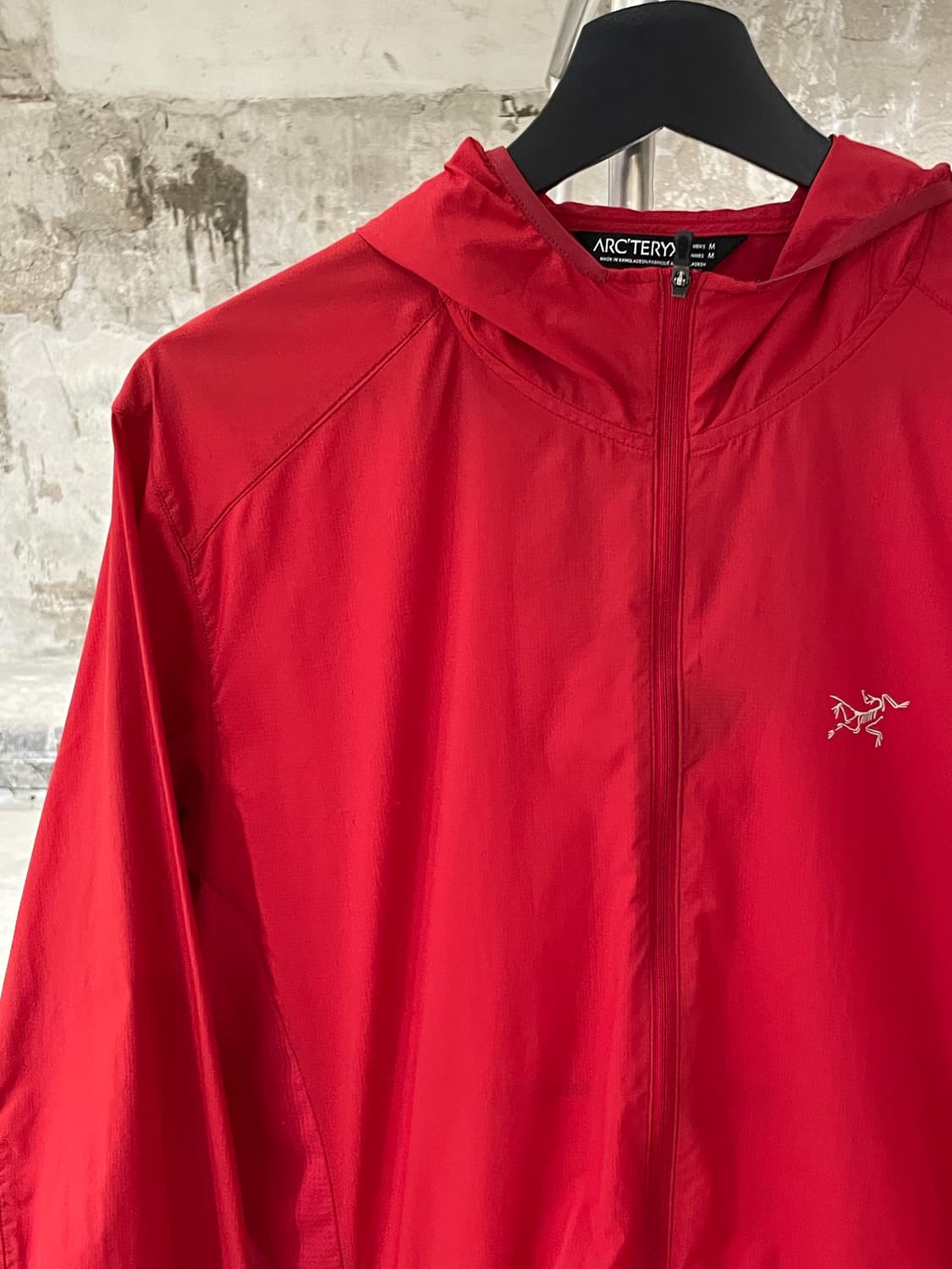 아크테릭스 맨즈 레드 인센도 후디 자켓 상품이미지2