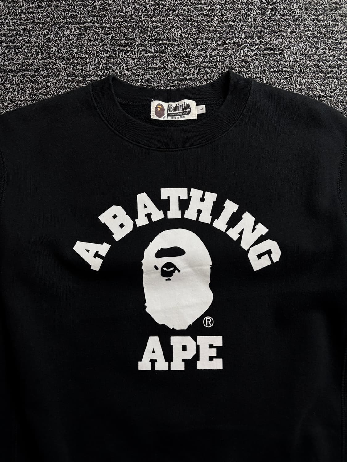 베이프 컬리지 사루 빅로고 크루넥 스웻 셔츠 1428 상품이미지1