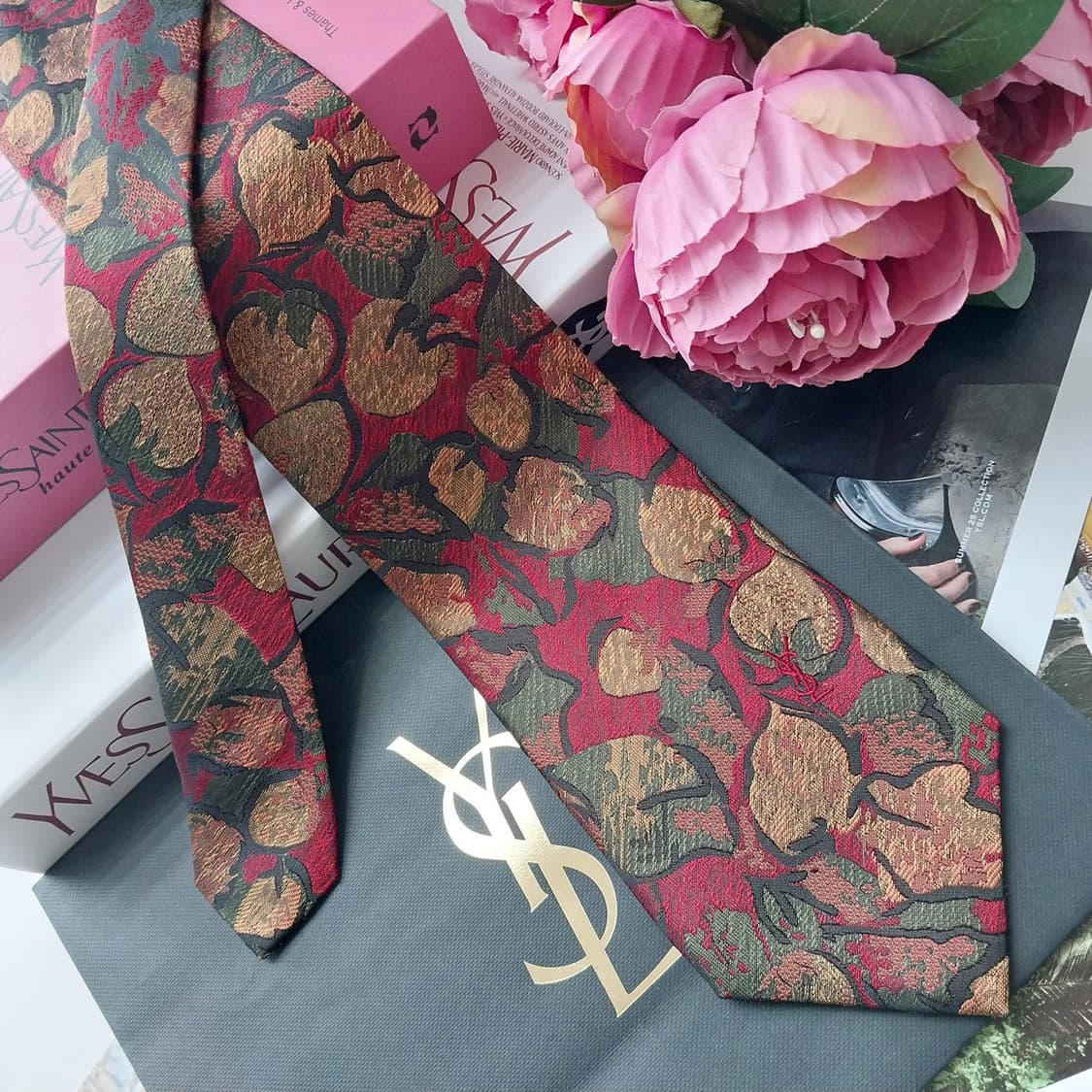 입생로랑 브라운 & 레드 자카드 패턴 넥타이 9cm A+등급 K2624 상품이미지3