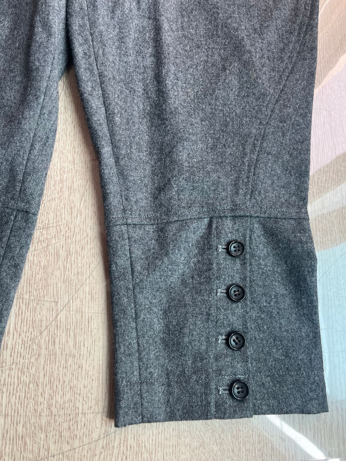 s 꼼데가르송 헴 포버튼 시그니처 팬츠 상품이미지3