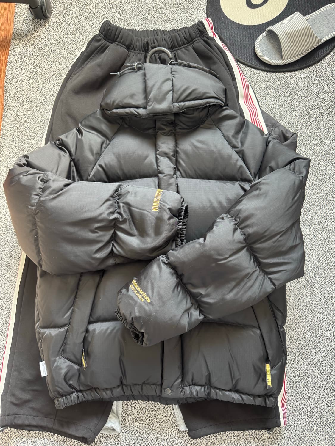 디스이즈네버댓x고어텍스 협업 푸퍼 다운 패딩 m 상품이미지4