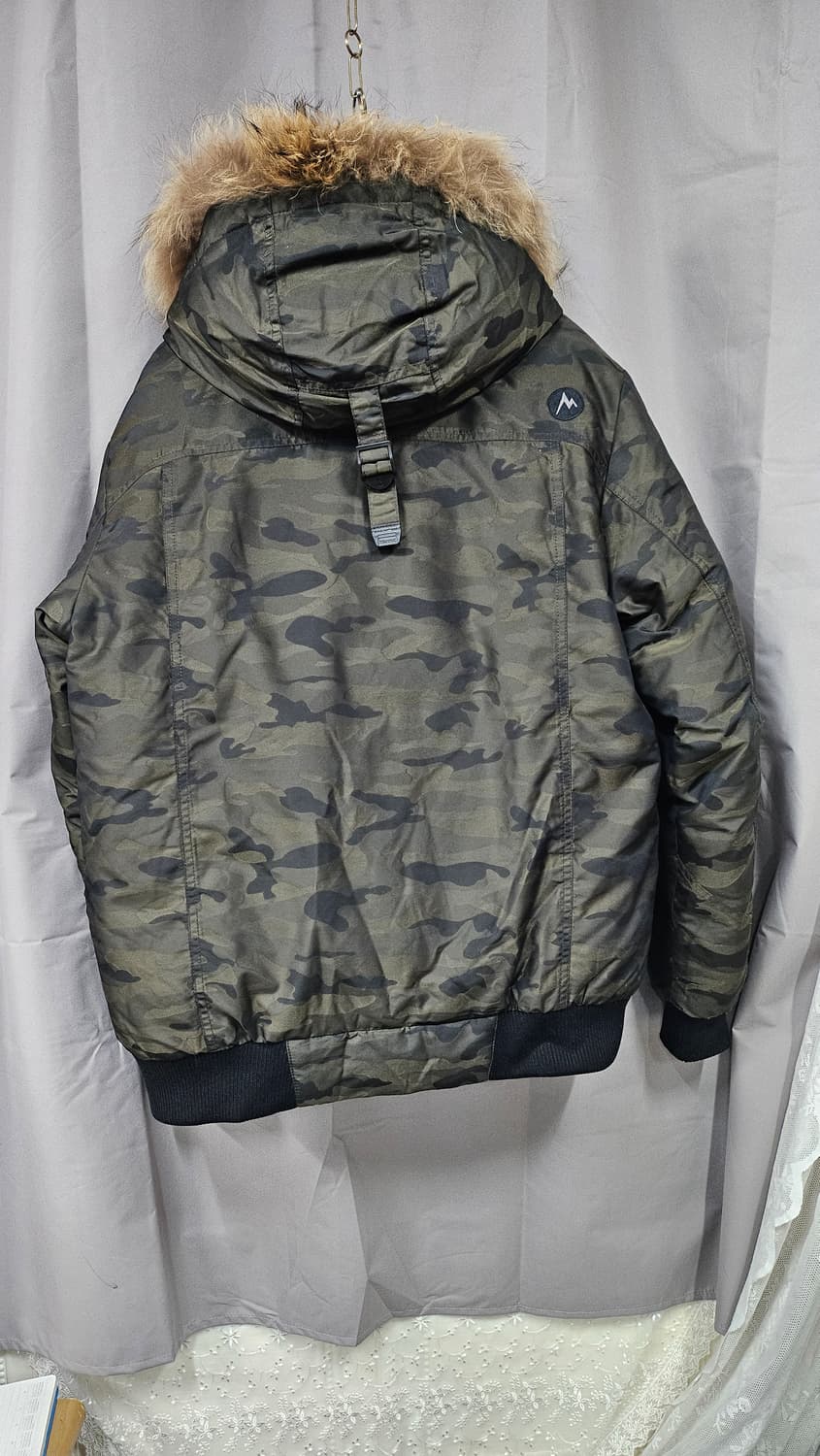200 마모트  카모 퍼  후드 패딩  상품이미지3