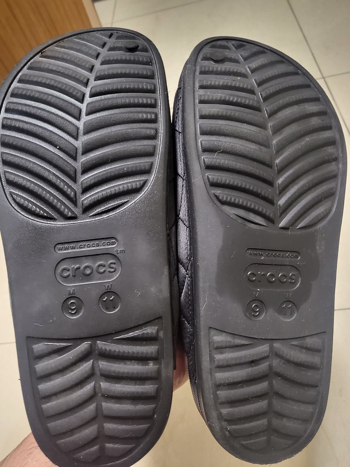 크록스 x 빔즈 빔스 beams 딜런 클로그 블랙 화이트 270 상품이미지7