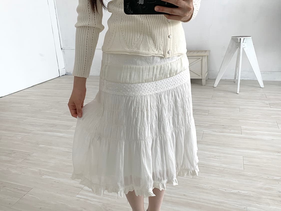 Ivory Embroidered Tiered Skirt 상품이미지2