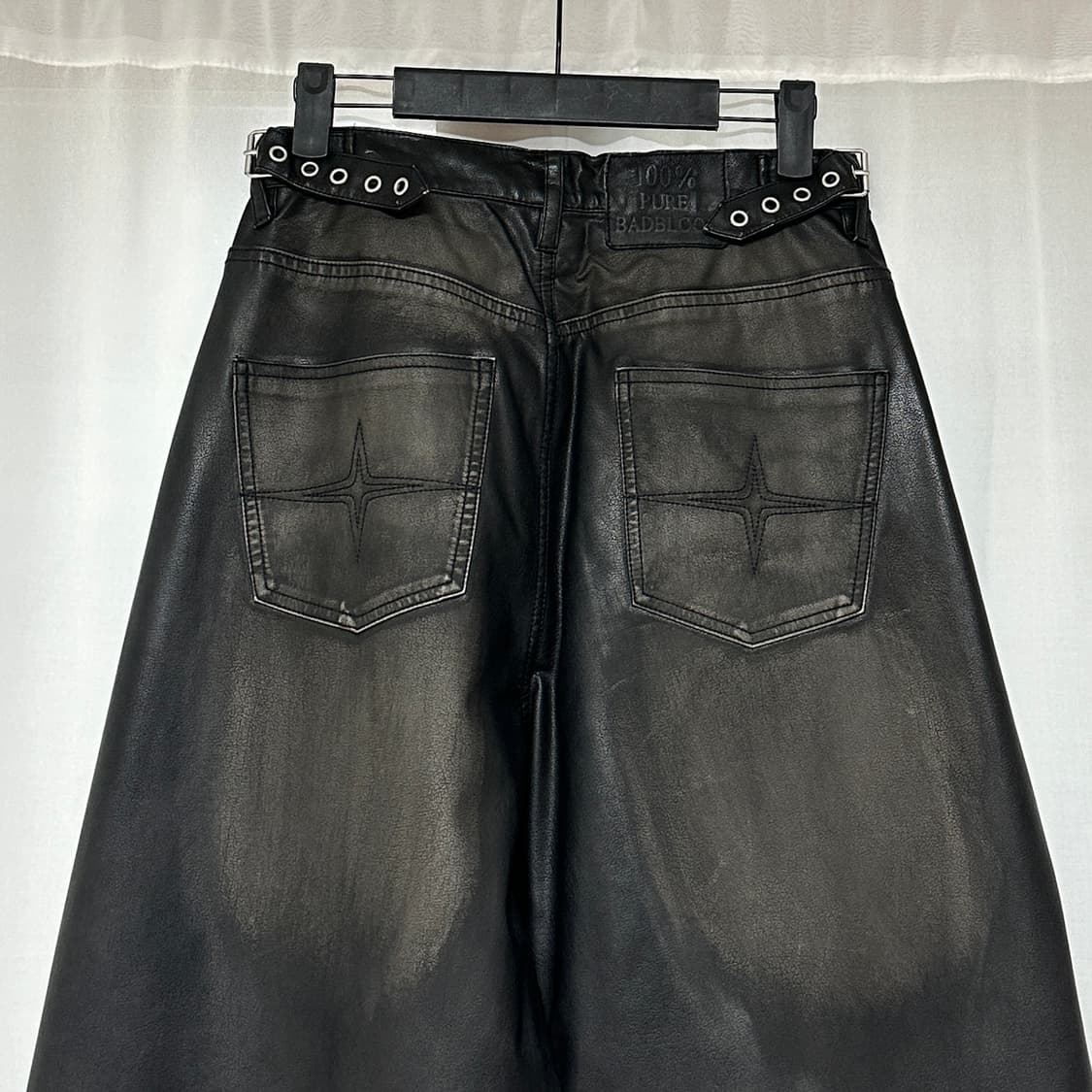 [새상품] 배드블러드 레더 팬츠  상품이미지5