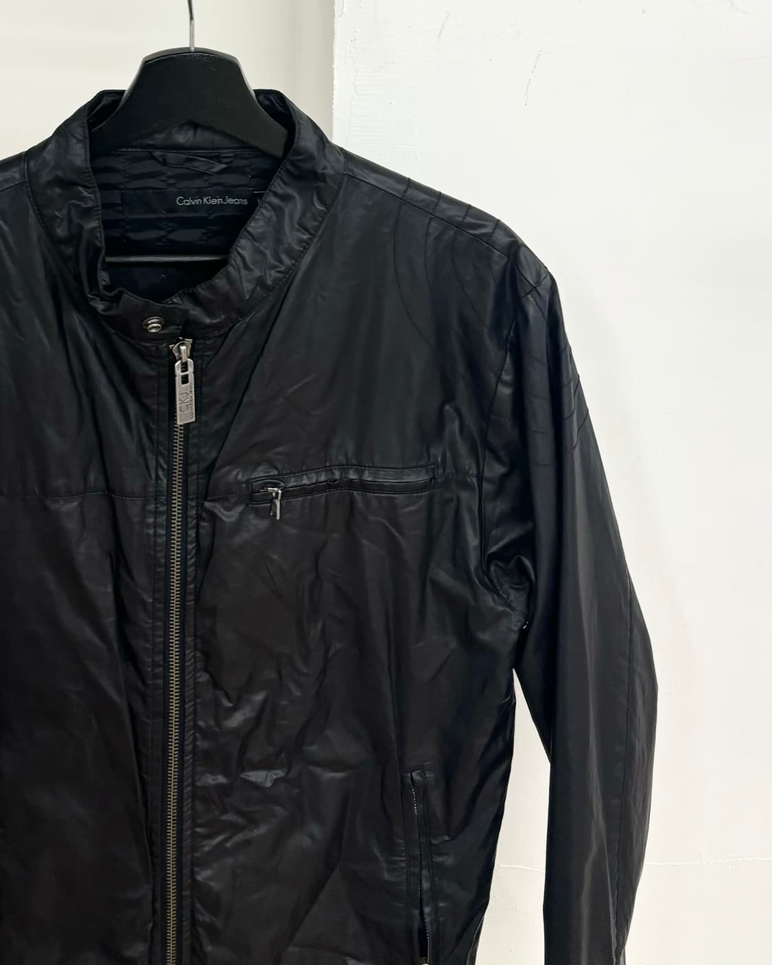 캘빈 클라인 진스 코티드 나일론 바이커 자켓 상품이미지4