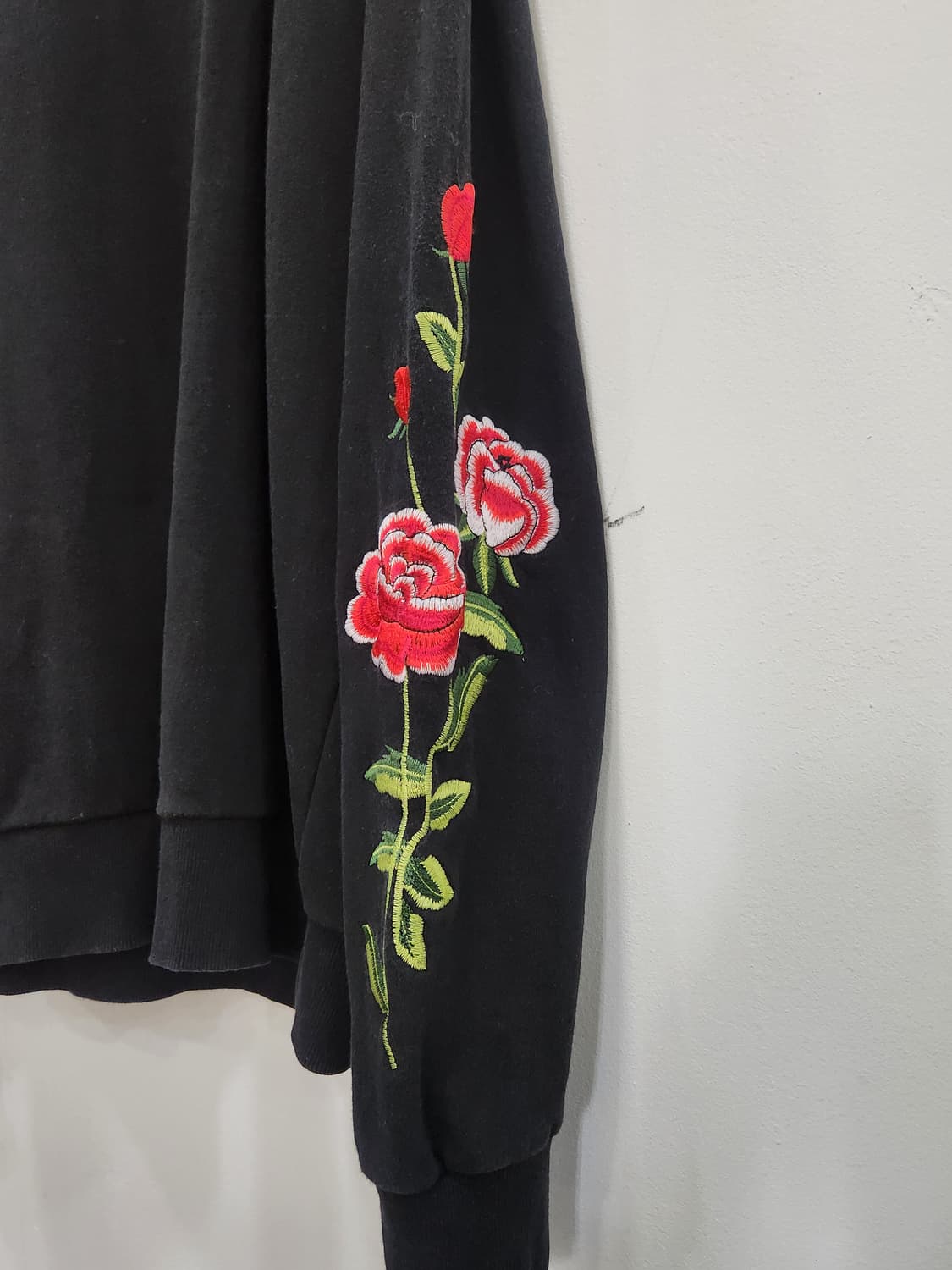 빈티지 SPS 도날드덕 장미 자수 블랙 맨투맨 XL 상품이미지3