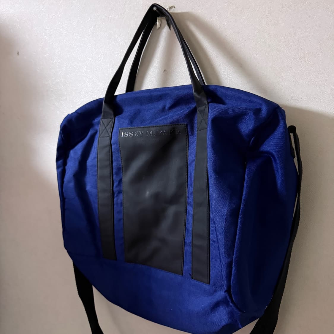 이세이미야케 퍼퓸 토트&크로스백 상품이미지2