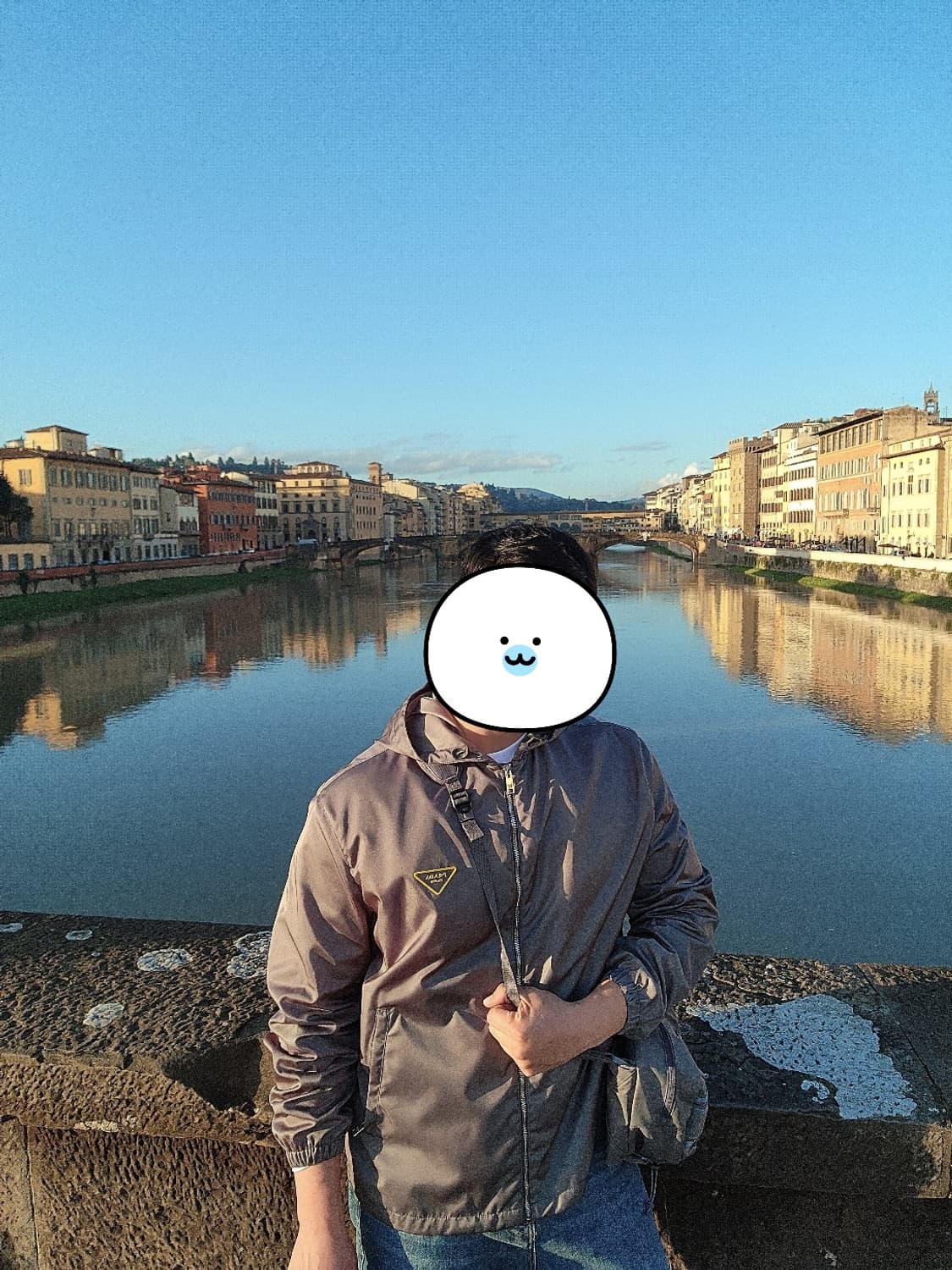 프라다 나일론 바람막이 xxl 착샷 상품이미지4