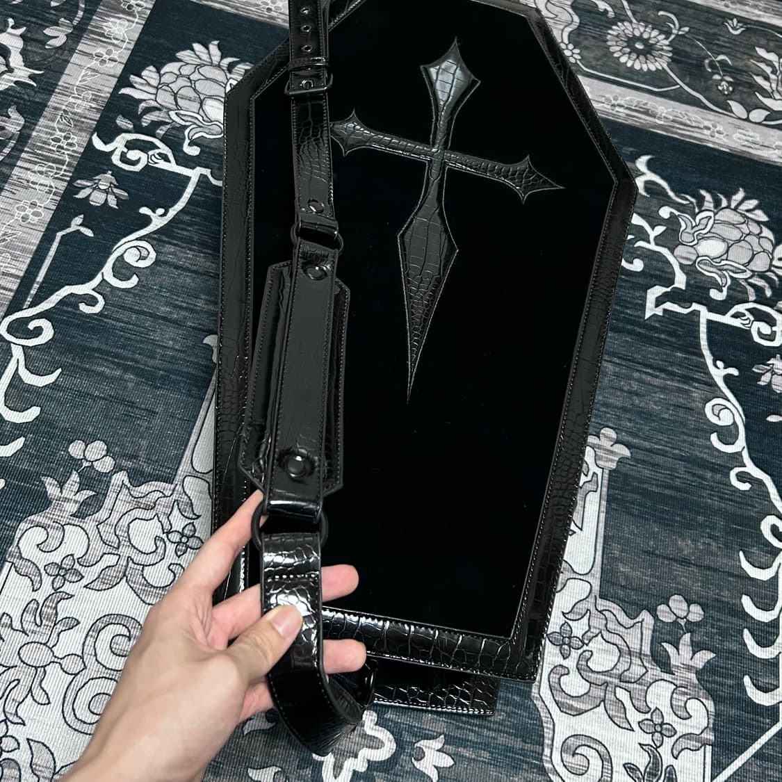 Killstar Coffin 킬스타 커핀 관 십자가 대형 가방 고스 펑크 상품이미지2