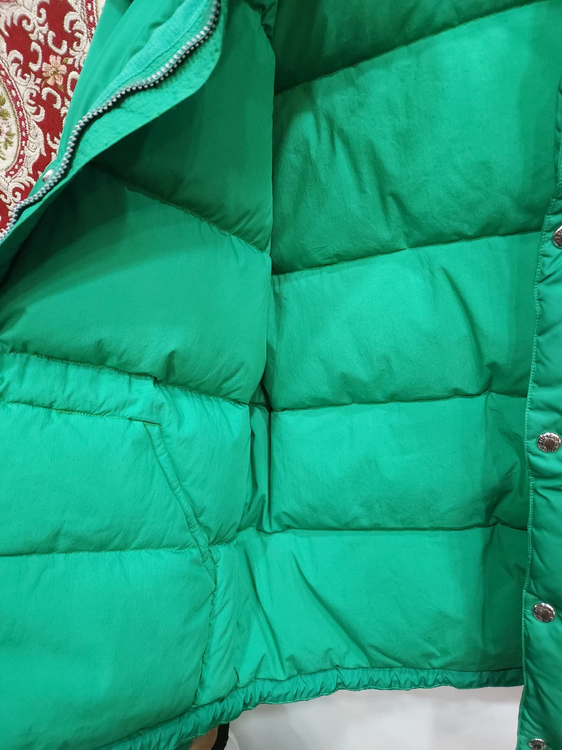 폴로 랄프로렌 그린 푸퍼 다운 자켓
​
 상품이미지8