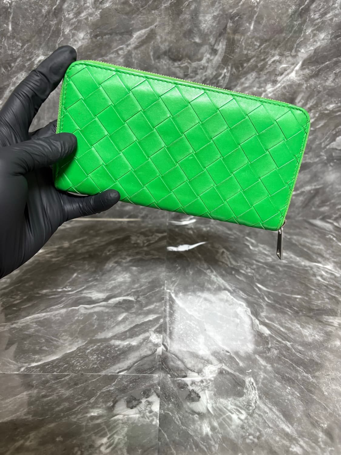 보테가베네타 인트리체아토 집 어라운드 패러킷 장지갑 상품이미지2