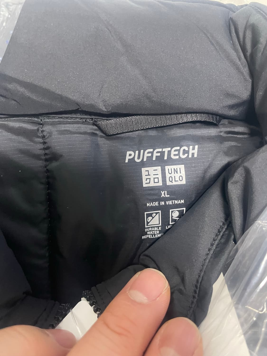 새상품 유니클로 퍼프테크 베스트 xl 블랙 상품이미지3