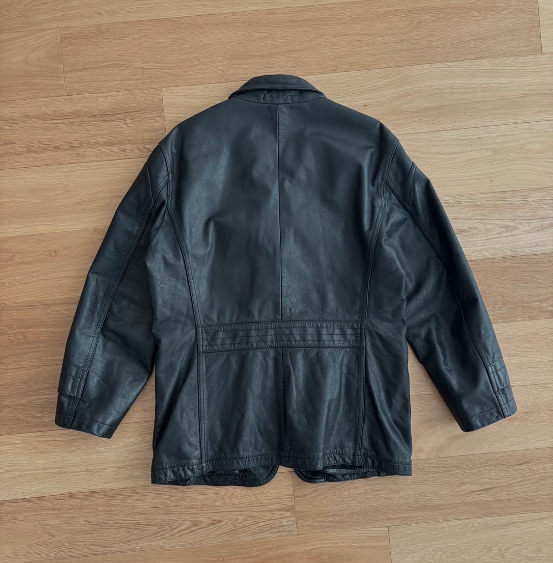 씨피컴퍼니 C.P. 컴퍼니 포켓 블랙 레더 자켓 상품이미지2