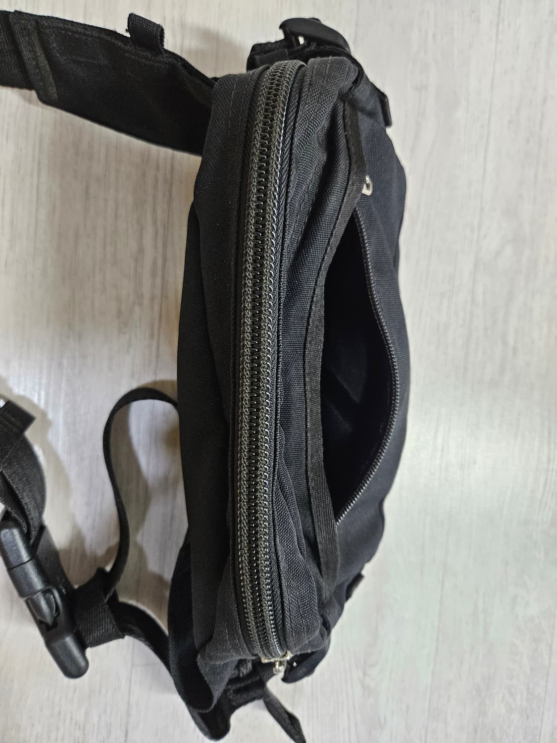 유니클로 벨트백 상품이미지7