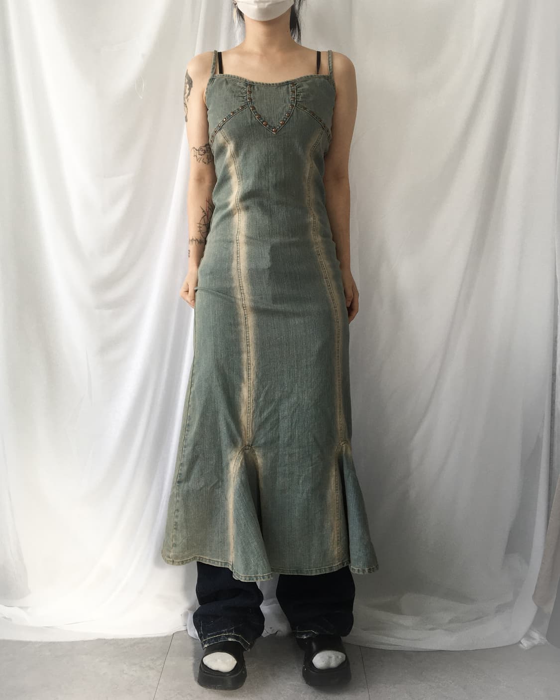 Stud point washing denim onepiece 상품이미지1