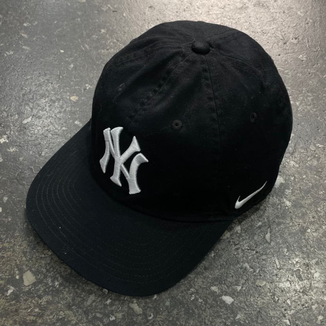 나이키 x 양키즈 클럽 볼캡  상품이미지1