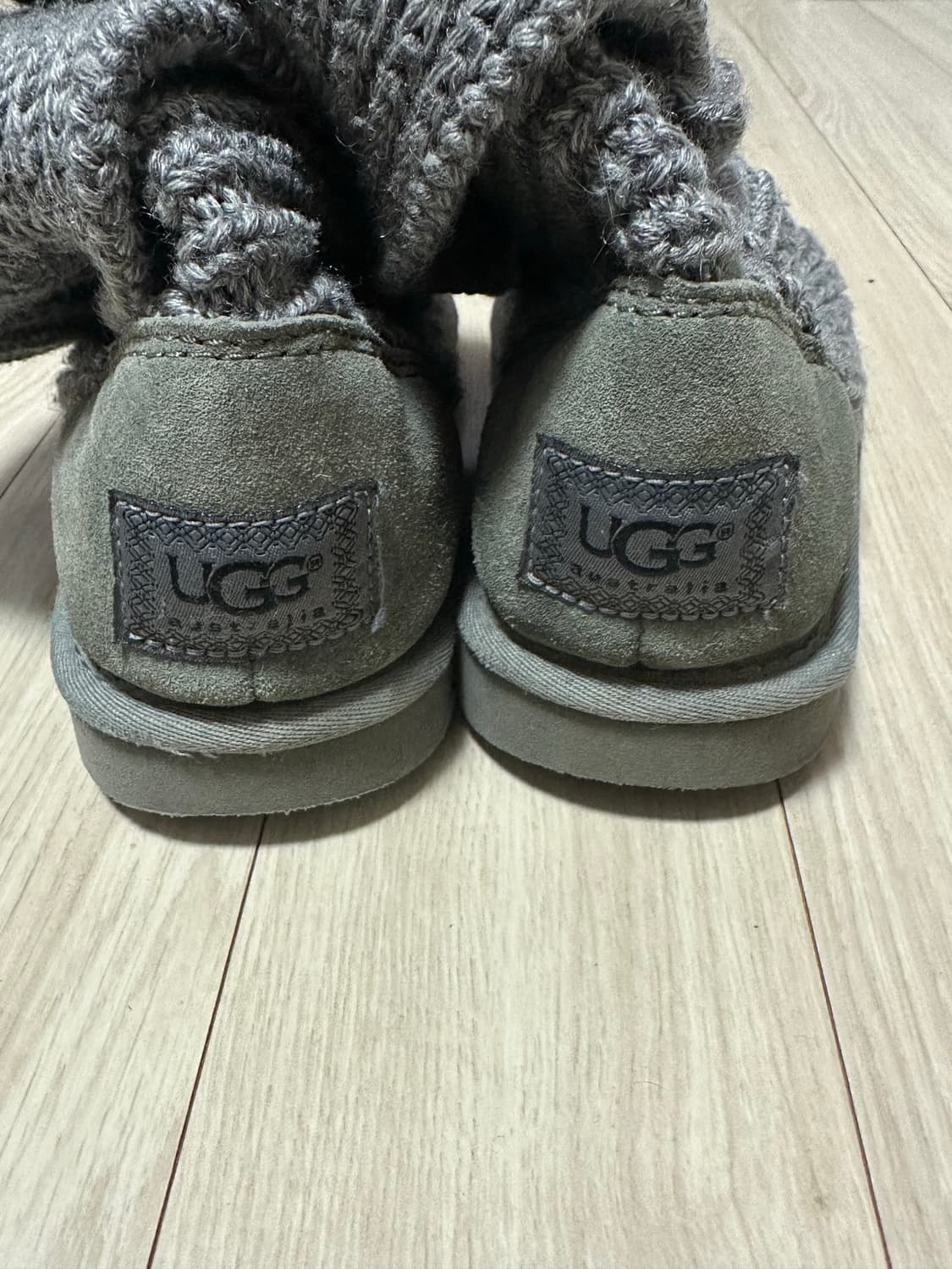 (240) 어그 카디 부츠 그레이 상품이미지8