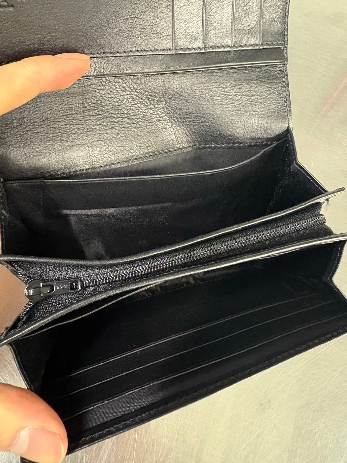 비비안웨스트우드 티탄체크 지갑 상품이미지7