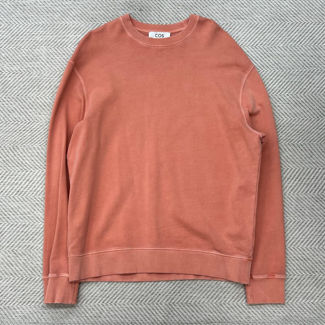 코스 미니멀 맨투맨 r2513 상품이미지1