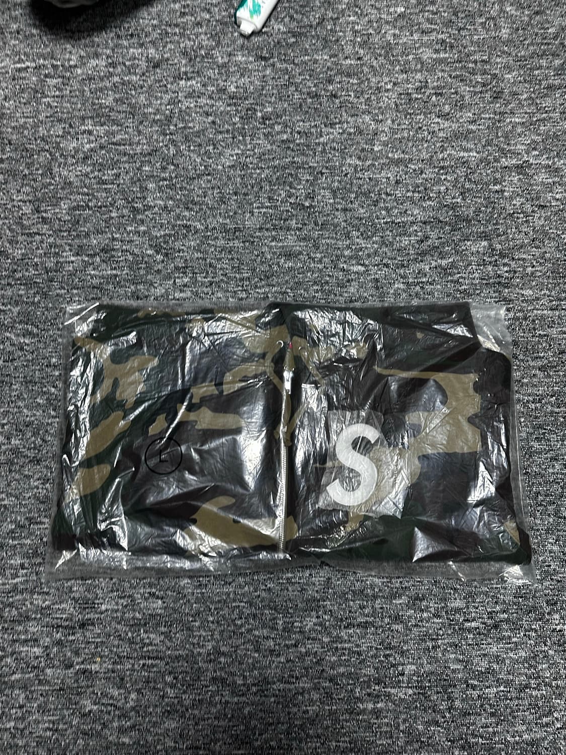 슈프림 s로고(에스로고) 후드집업 카모 상품이미지1