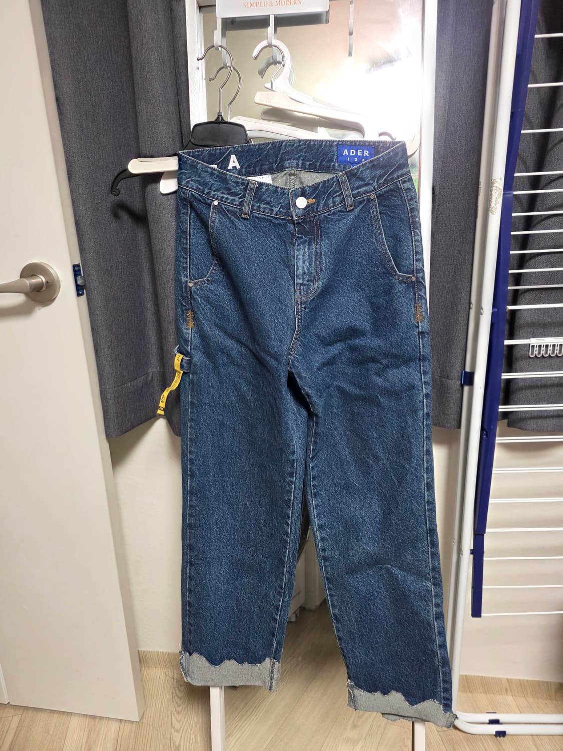 아더에러 18fw 신더 데님

카펜터 팬츠 상품이미지1