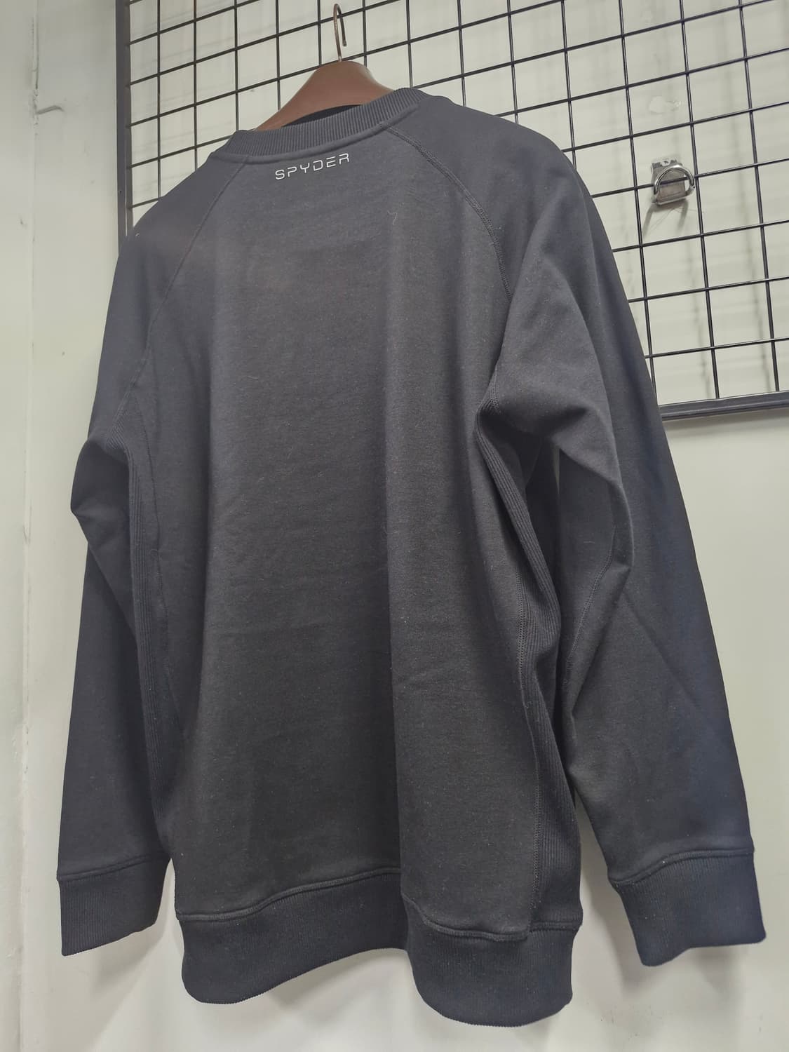 105XL 스파이더 빅로고 기모 맨투맨. 상품이미지8