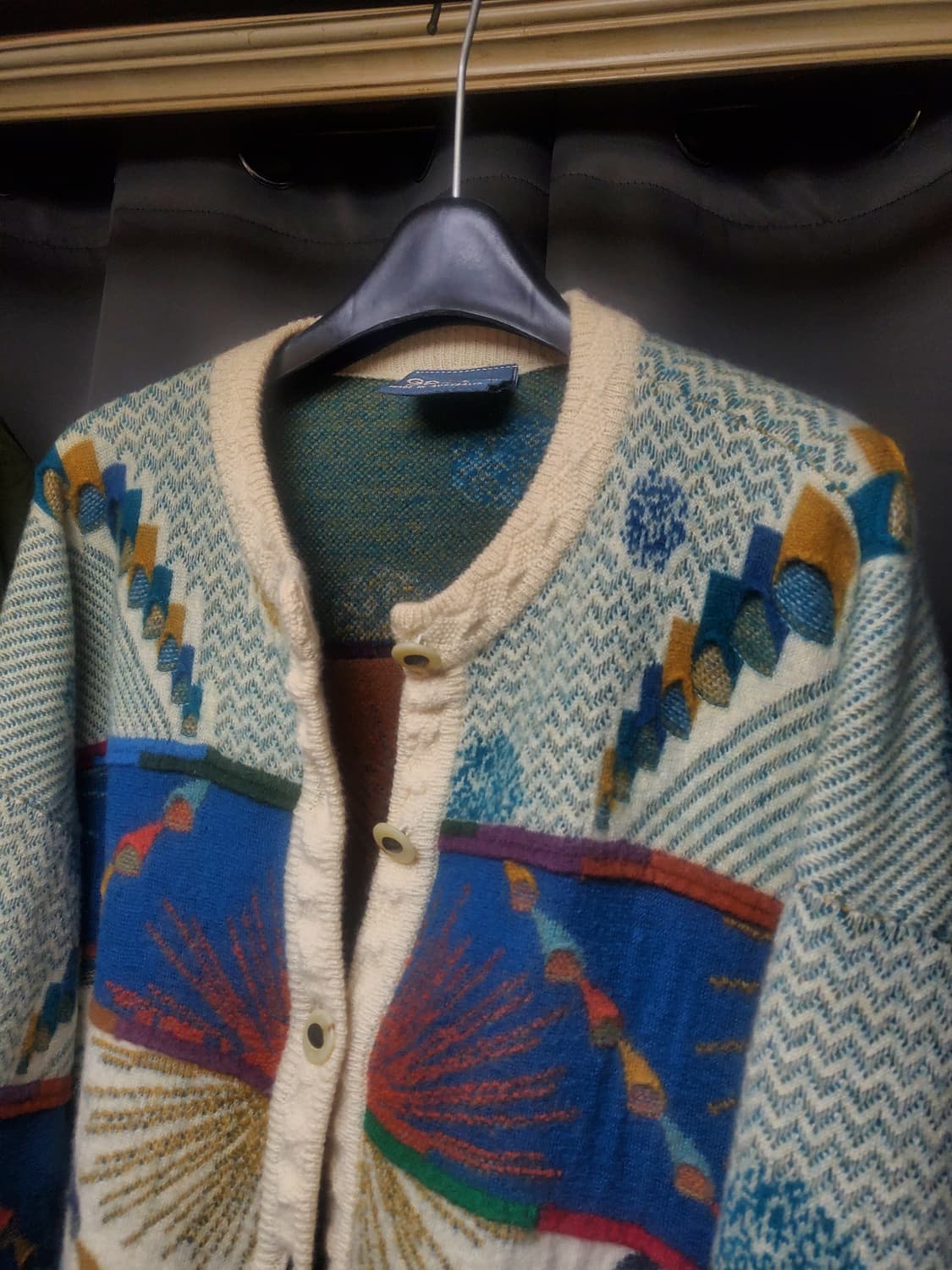 쿠지 패턴 니트가디건 공용가능 (실착있음) 상품이미지2