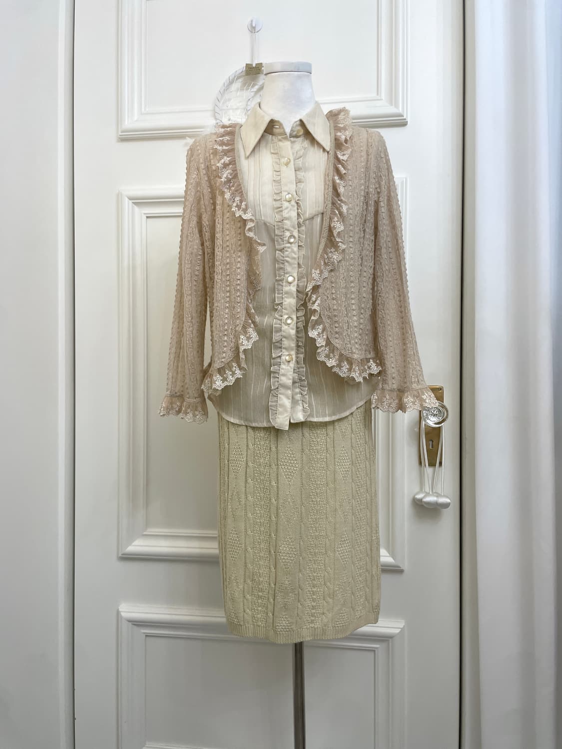 beige lace fairy caridgan 상품이미지2