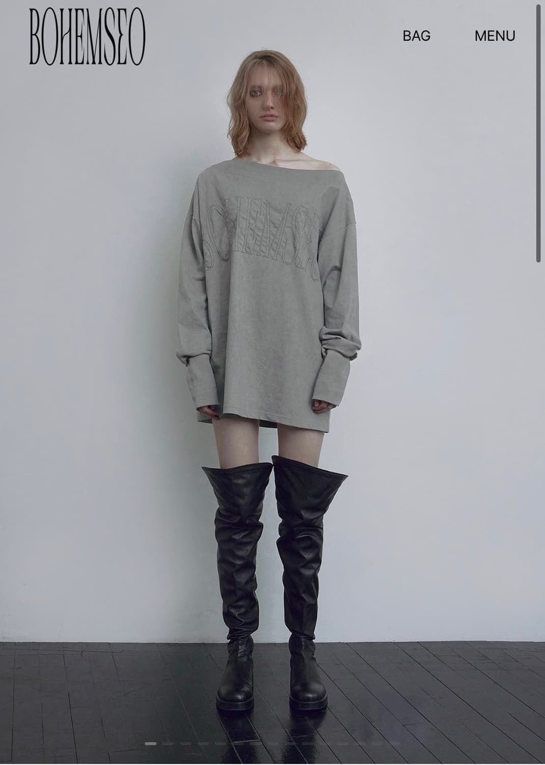 보헤미안서울 언발란스 숄더 티-차콜 상품이미지1