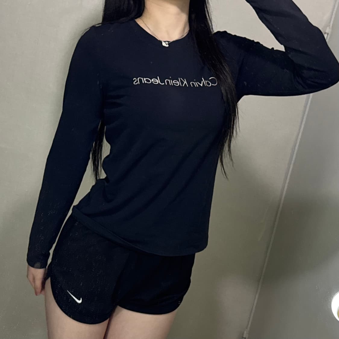 캘빈클라인 영어로고 긴팔티  상품이미지2