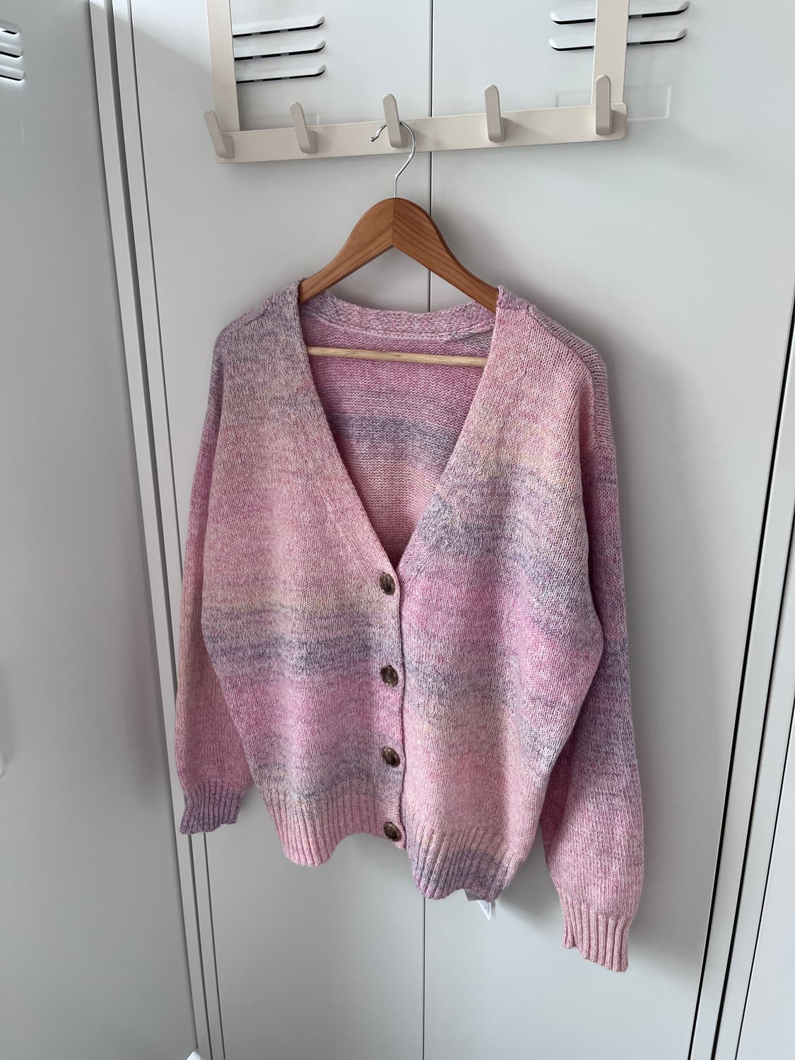 Kutir 무지개 그라데이션 브이넥 가디건 상품이미지2