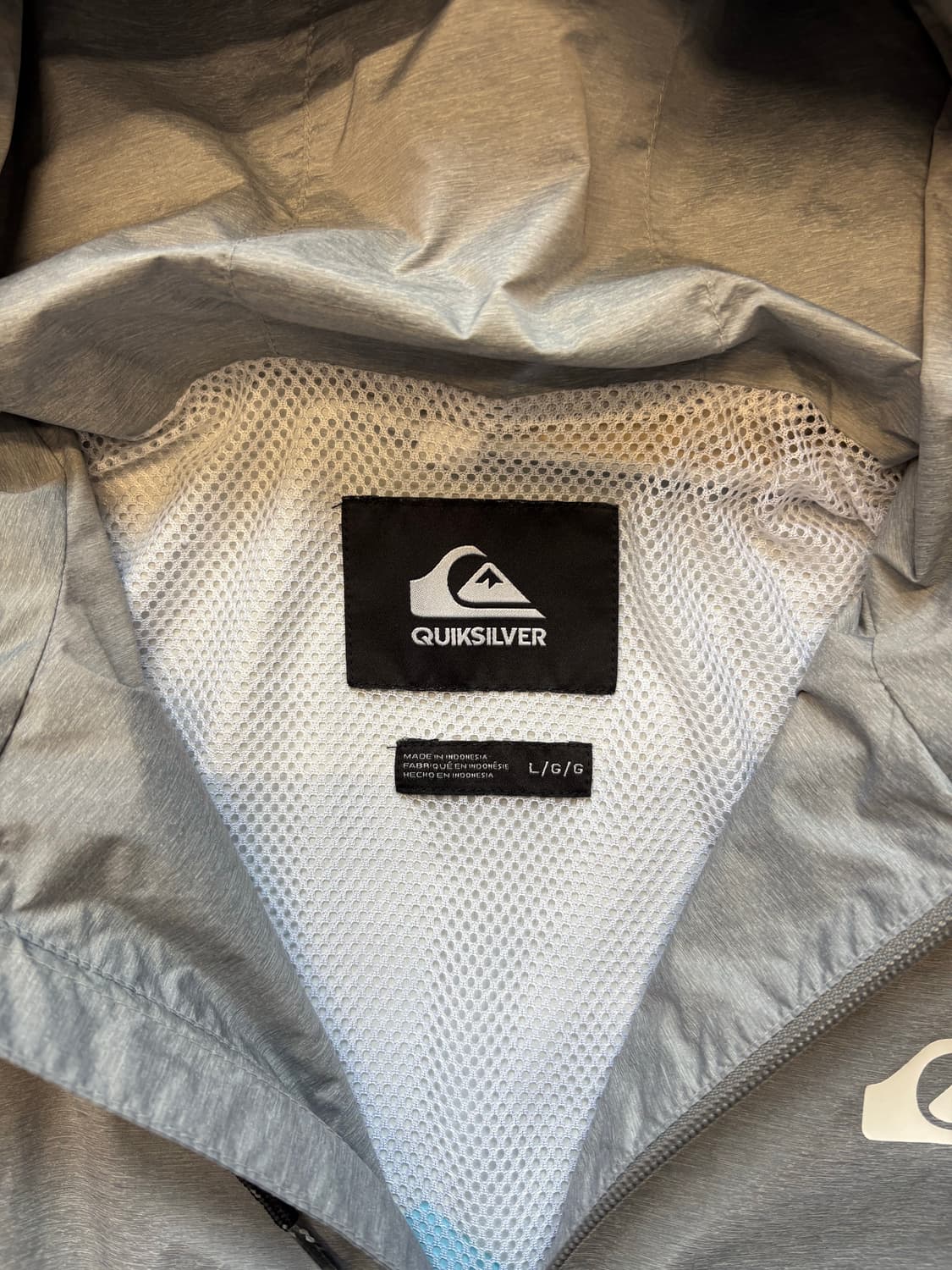 퀵실버 그레이 민트 배색 나일론 바람막이 상품이미지5