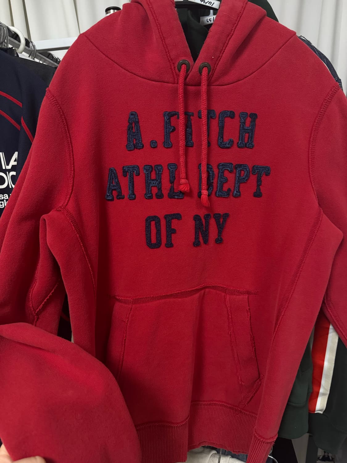 아베크롬비 딥버건디 후드티 상품이미지1