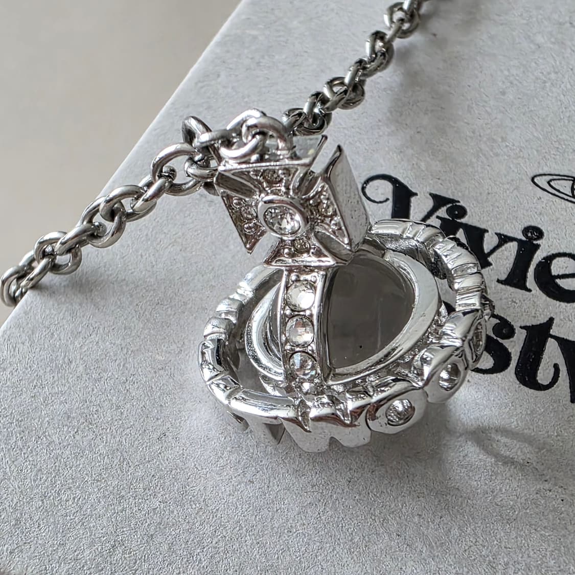 비비안웨스트우드 Paisley orb 목걸이 상품이미지3