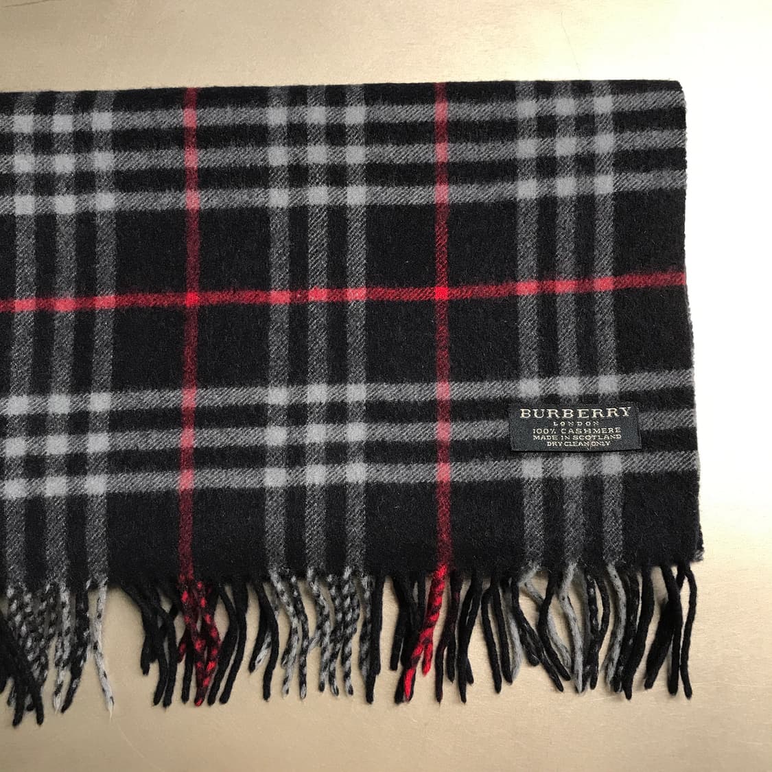 버버리 정품 캐시미어 머플러 네이비 상품이미지2