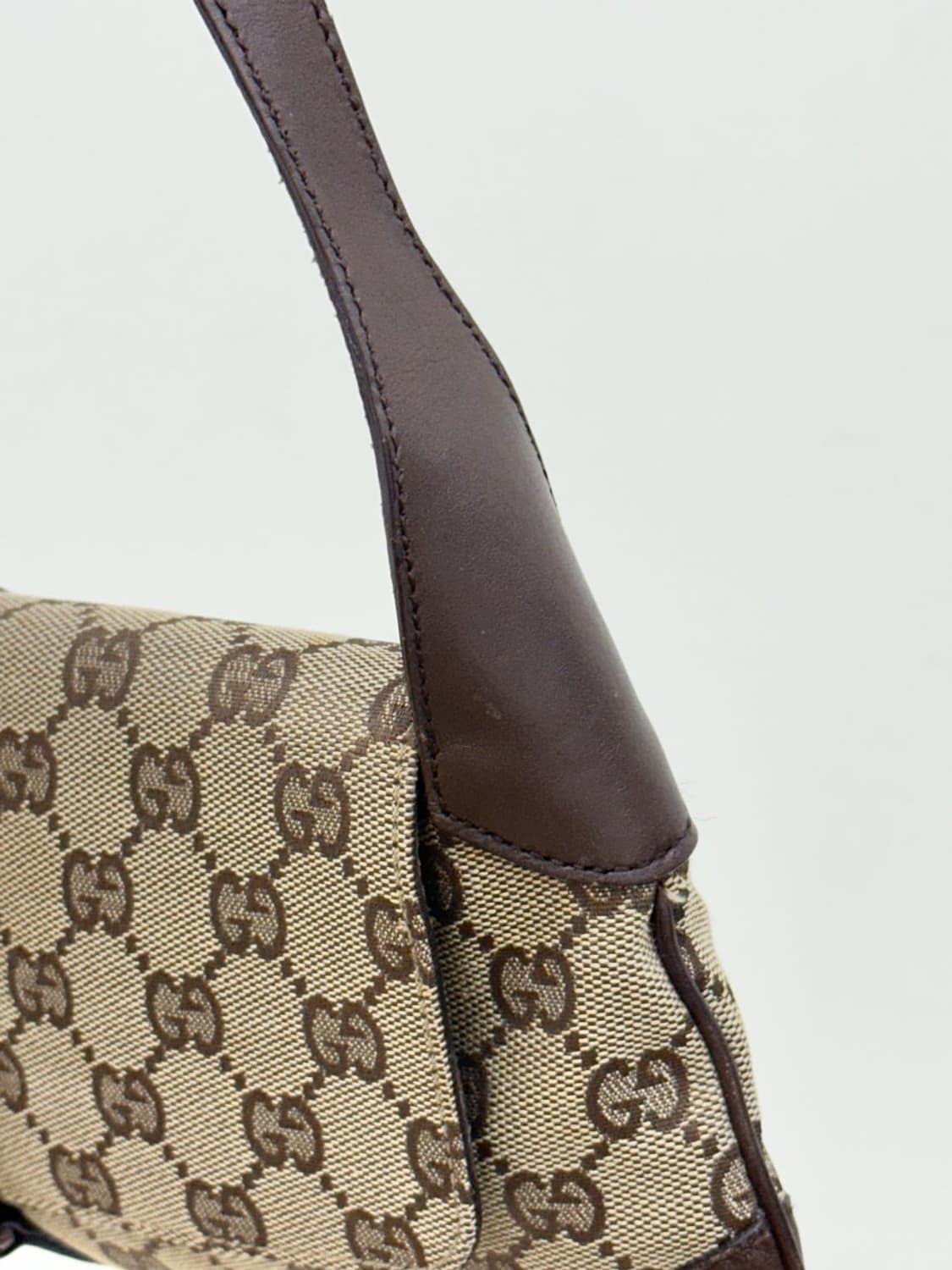 gucci / 구찌 GG 자가드 레더 트리밍 슬림 숄더백  상품이미지4