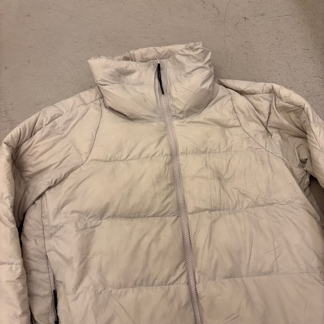 나이키 아이보리 덕다운 패딩 상품이미지2