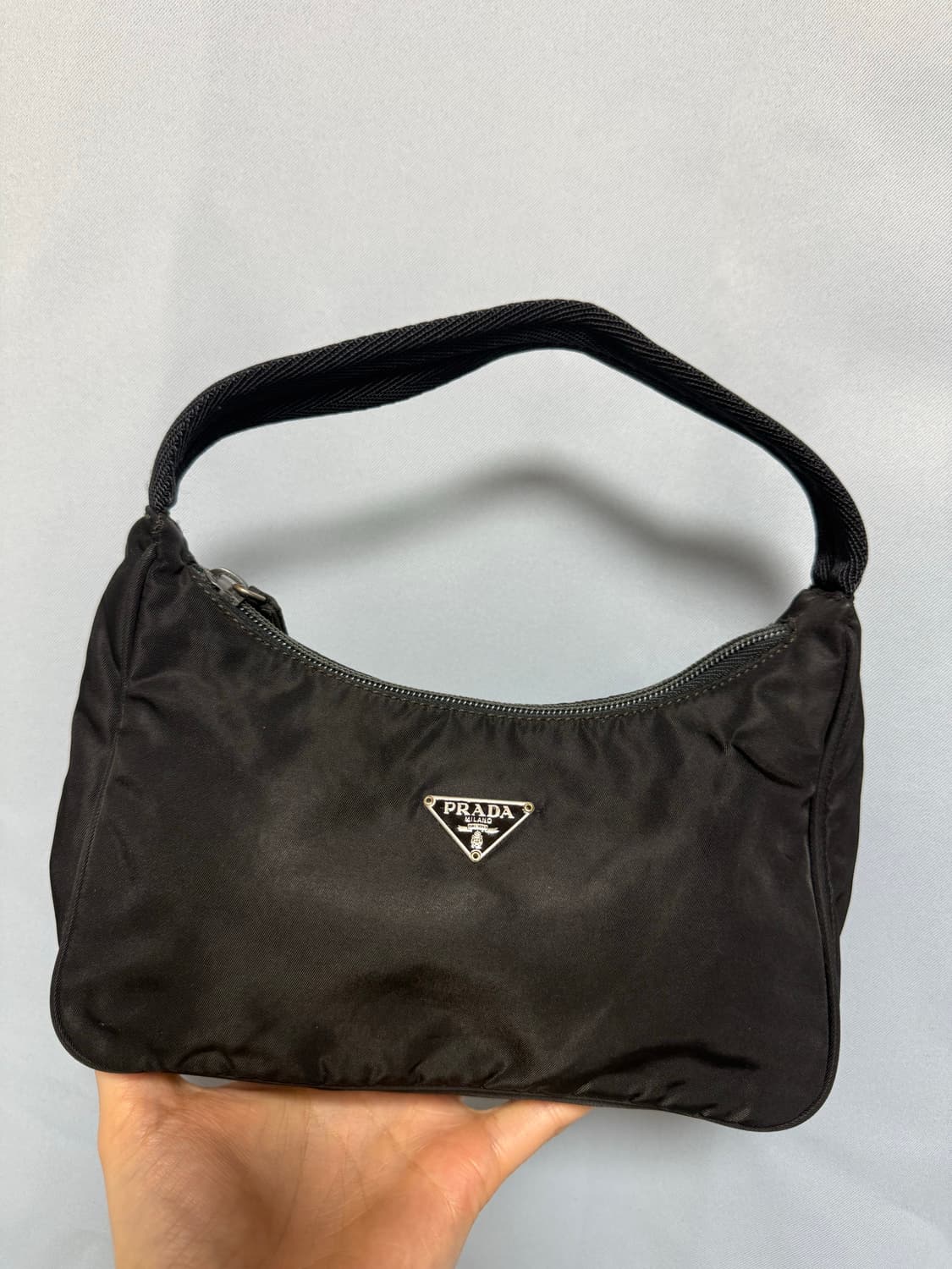 프라다 리나일론 호보백 상품이미지1