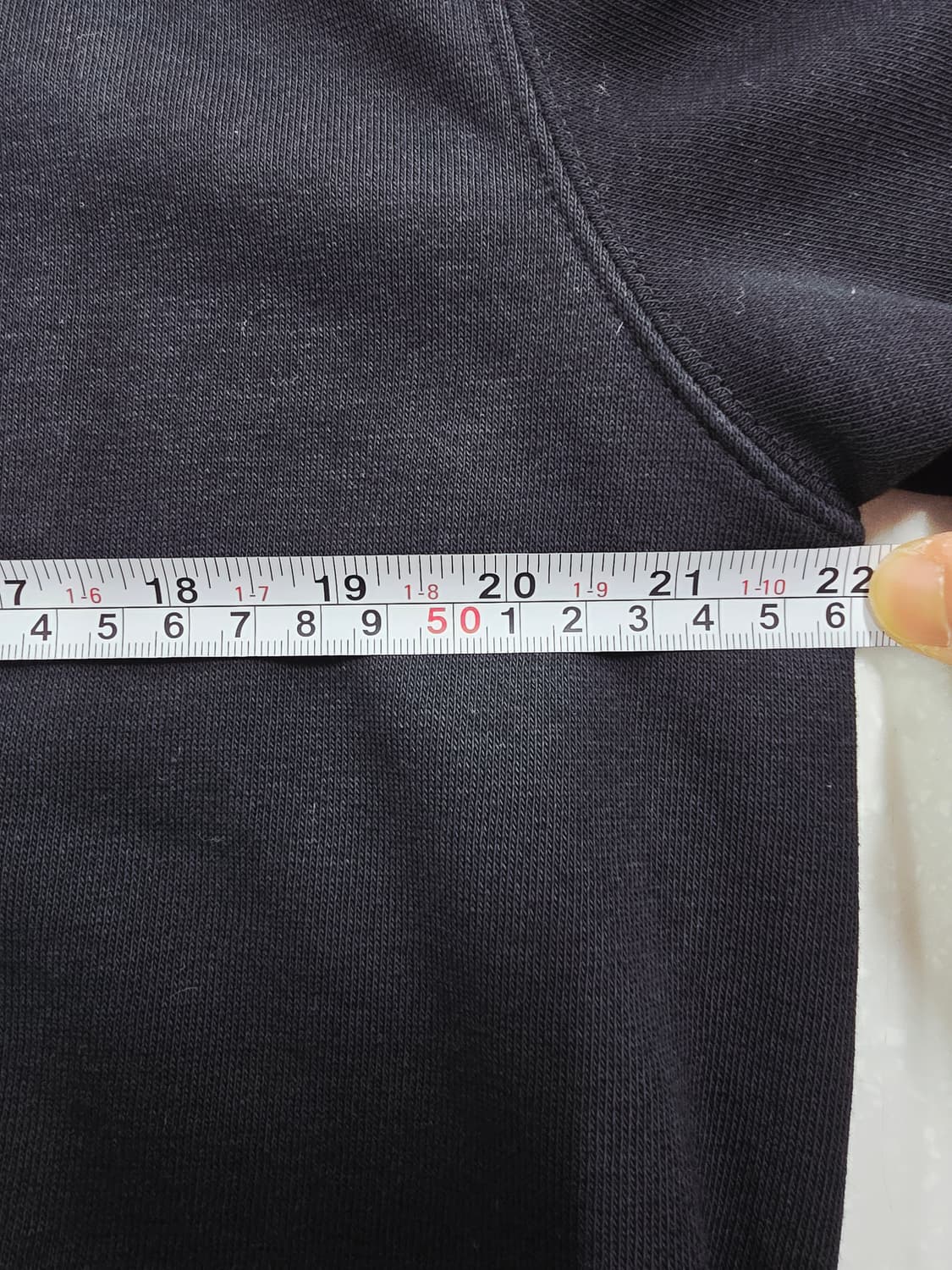 나이키 스우시 블랙 맨투맨 티셔츠 상품이미지7