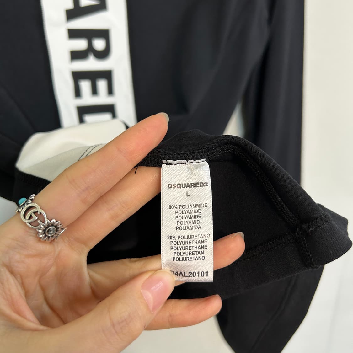 디스퀘어드2 여성백라인 에어슬림 티셔츠 L 새상품 상품이미지5