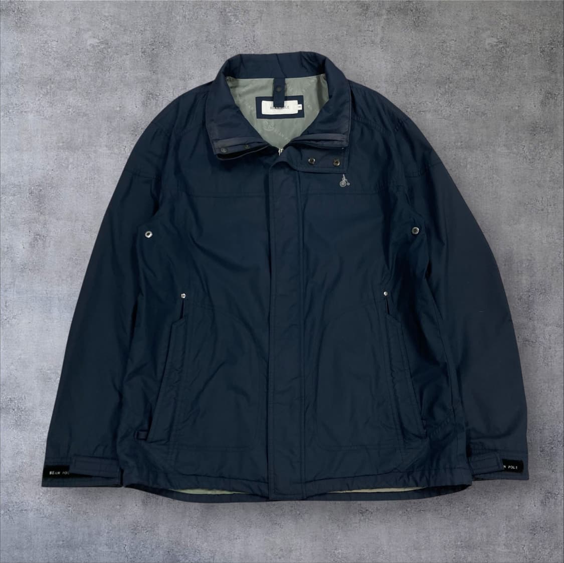 빈폴 네이비 컬러 스몰 로고 바람막이 상품이미지1