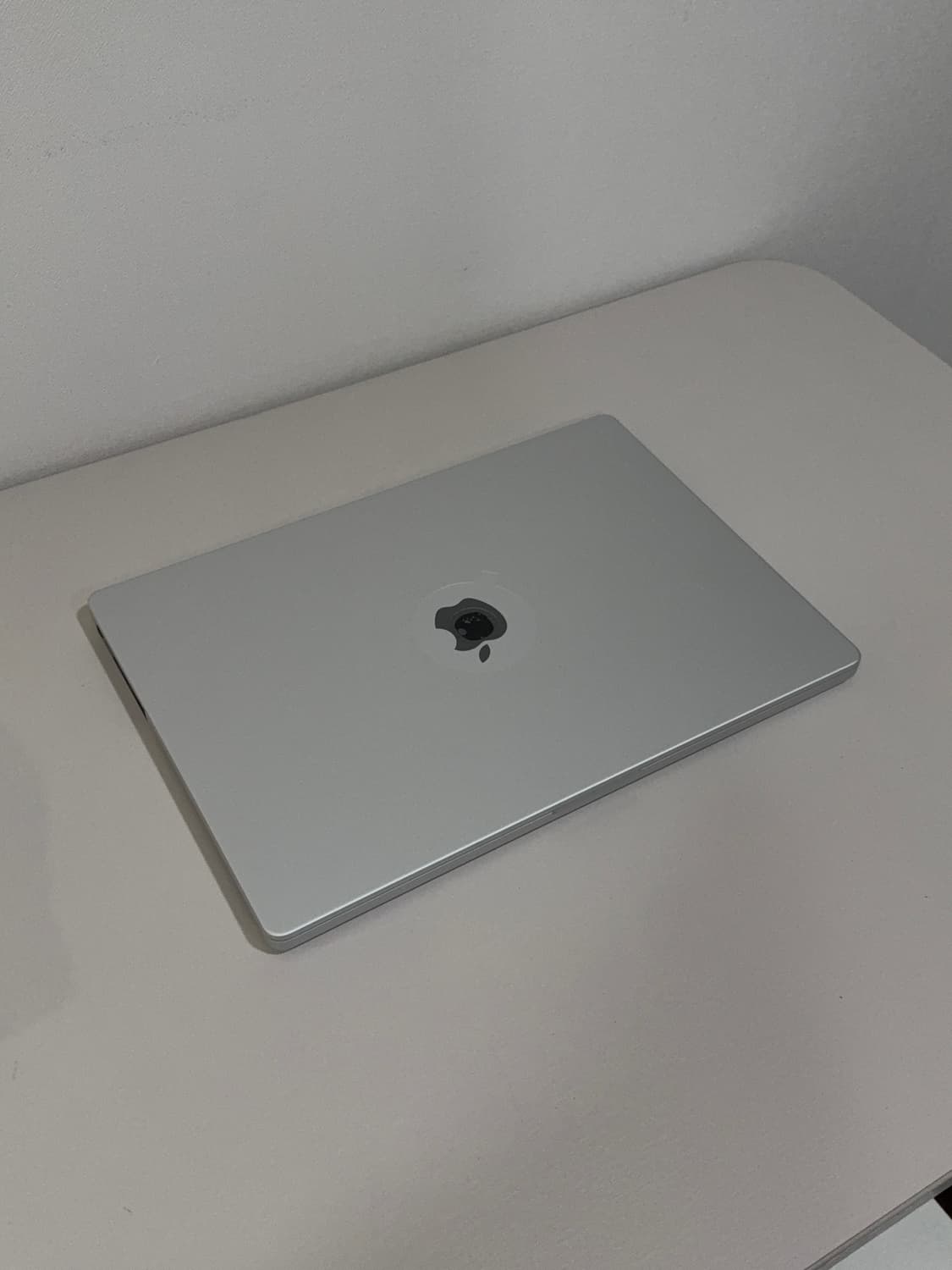 맥북 16인치 m1 max 1TB (새제품) 상품이미지2