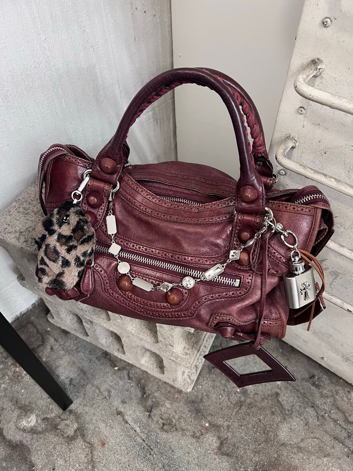 발렌시아가 모터백 상품이미지2