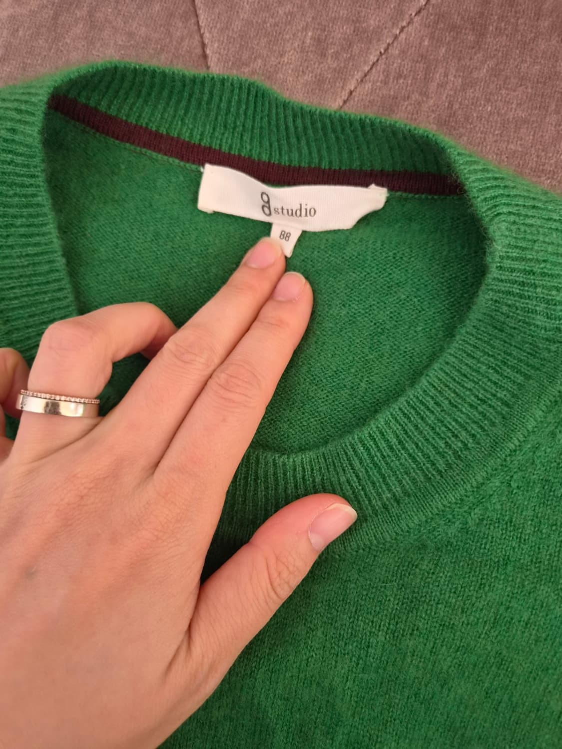 G스튜디오 여성 캐시미어100라운드니트 88사이즈 상품이미지6