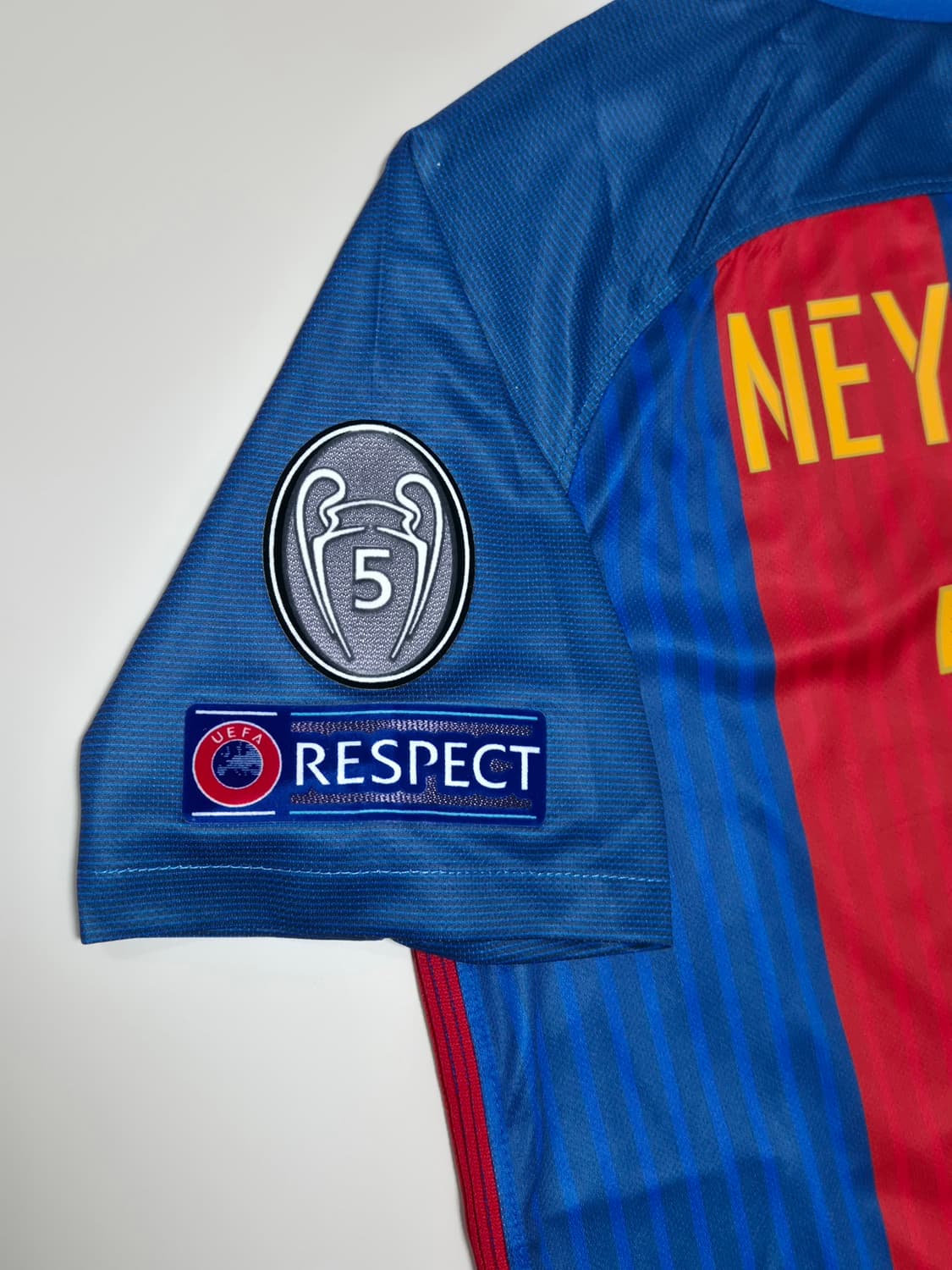 16-17 바르샤 네이마르 홈 유니폼 M 상품이미지5