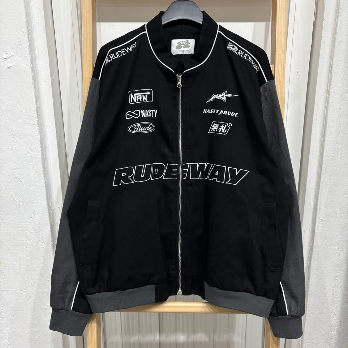 네스티 블랙 레이싱 면자켓 상품이미지1